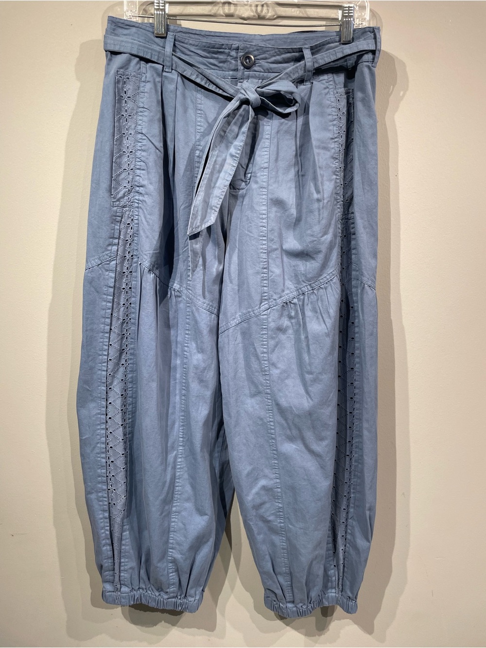 NWT Anthropologie Light Blue Tie-Waist Harem pants eyelet embroidered size MP